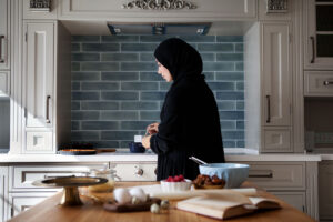 பெண்களை நடாத்தும் முறை _ நாகரிகத்தினதும் பண்பாட்டினதும் அளவு கோலாகும்